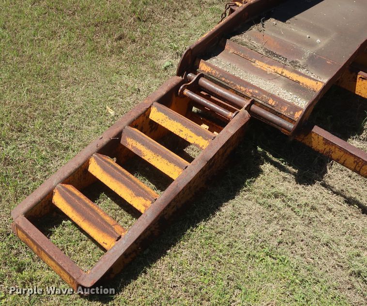 image for item GS9806 1984 Belshe T-2GN equipment trailer