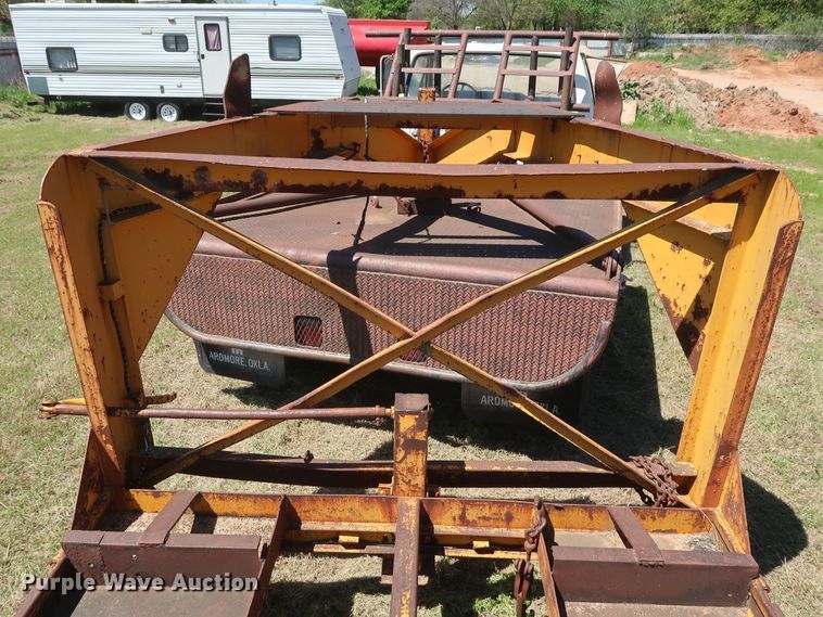 image for item GS9806 1984 Belshe T-2GN equipment trailer