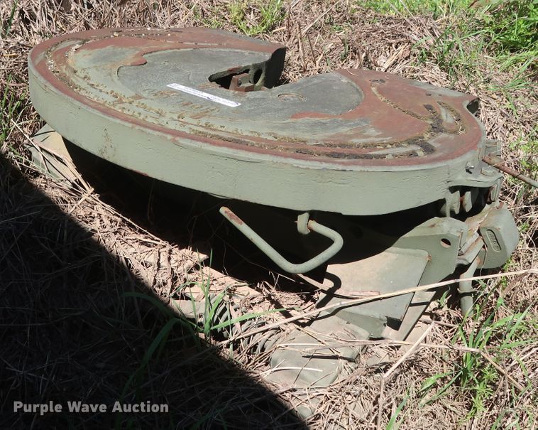 image for item GS9809 Holland fifth wheel plate