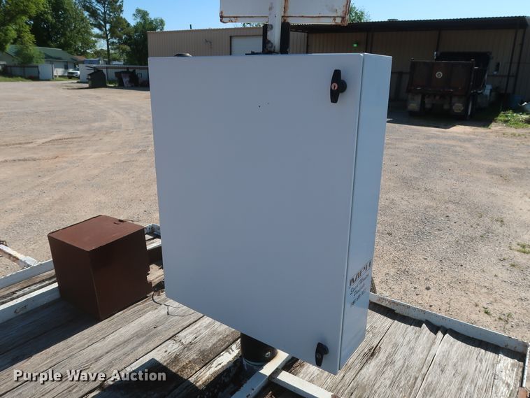 image for item GS9810 2004 MPH radar speed detector