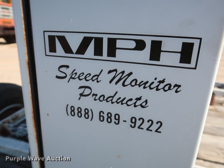 image for item GS9810 2004 MPH radar speed detector