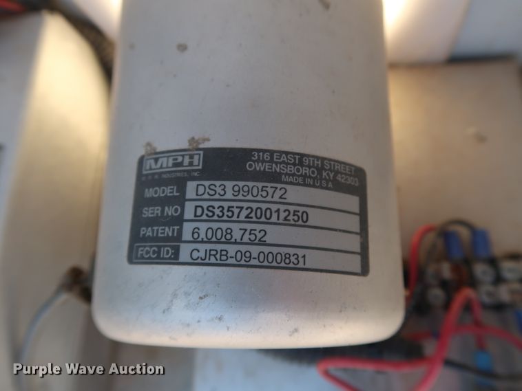 image for item GS9811 2004 MPH radar speed detector