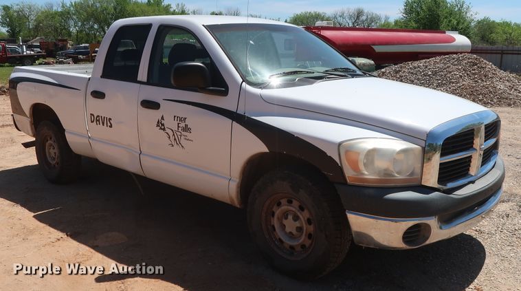 image for item GS9812 2006 Dodge Ram 1500  Quad Cab pickup truck