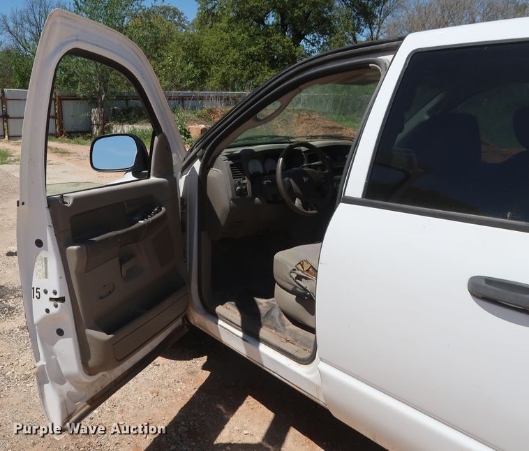 image for item GS9812 2006 Dodge Ram 1500  Quad Cab pickup truck