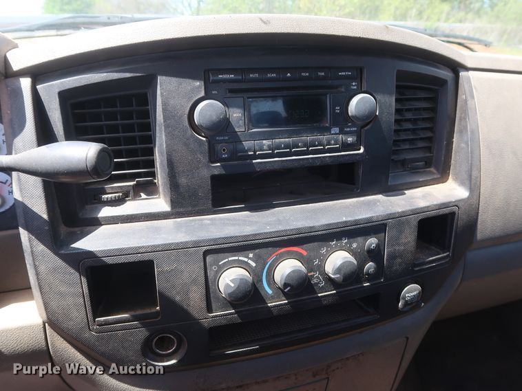 image for item GS9812 2006 Dodge Ram 1500  Quad Cab pickup truck