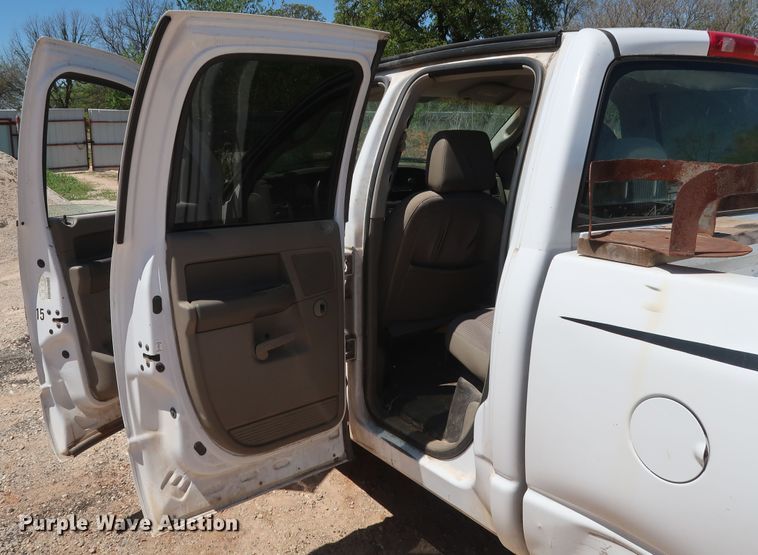 image for item GS9812 2006 Dodge Ram 1500  Quad Cab pickup truck