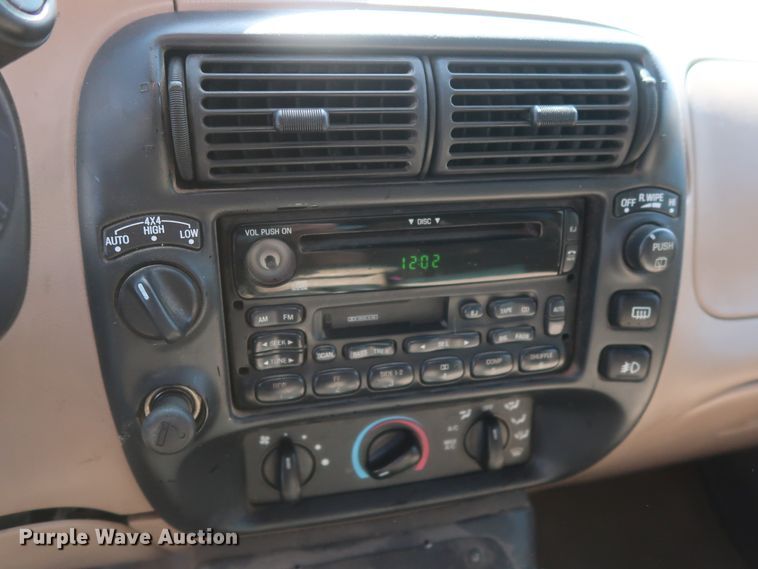 image for item GS9816 2000 Ford Explorer  SUV