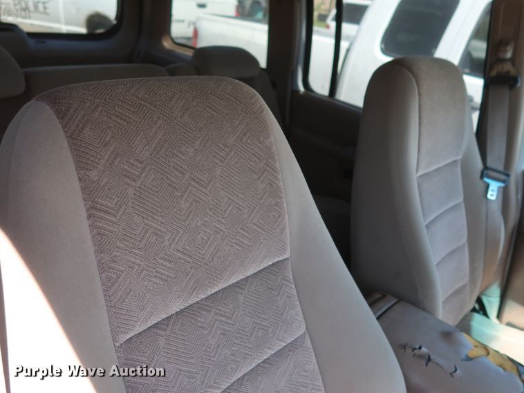 image for item GS9816 2000 Ford Explorer  SUV