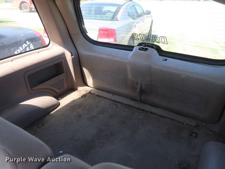 image for item GS9816 2000 Ford Explorer  SUV