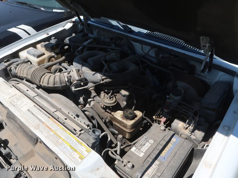 image for item GS9816 2000 Ford Explorer  SUV