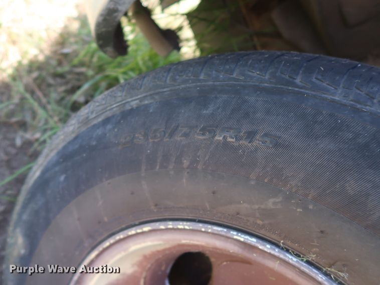 image for item GS9816 2000 Ford Explorer  SUV