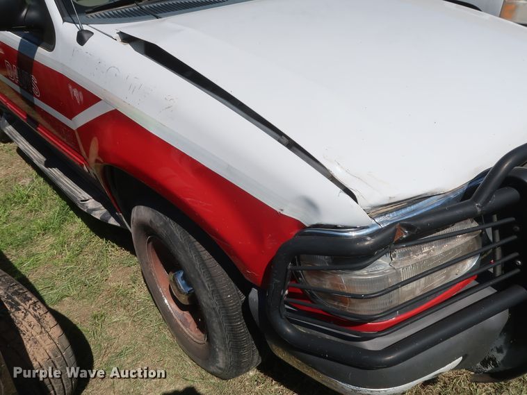 image for item GS9816 2000 Ford Explorer  SUV