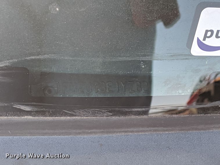 image for item GS9816 2000 Ford Explorer  SUV