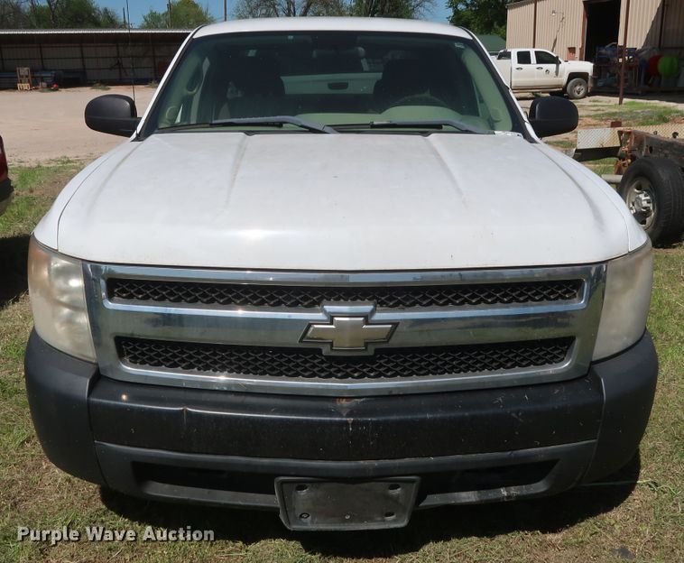 image for item GS9817 2007 Chevrolet Silverado 1500  Ext. Cab pickup truck