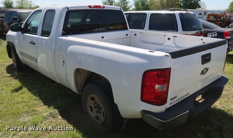 image for item GS9817 2007 Chevrolet Silverado 1500  Ext. Cab pickup truck