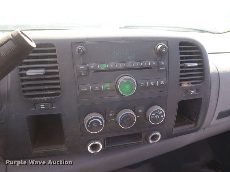 image for item GS9817 2007 Chevrolet Silverado 1500  Ext. Cab pickup truck