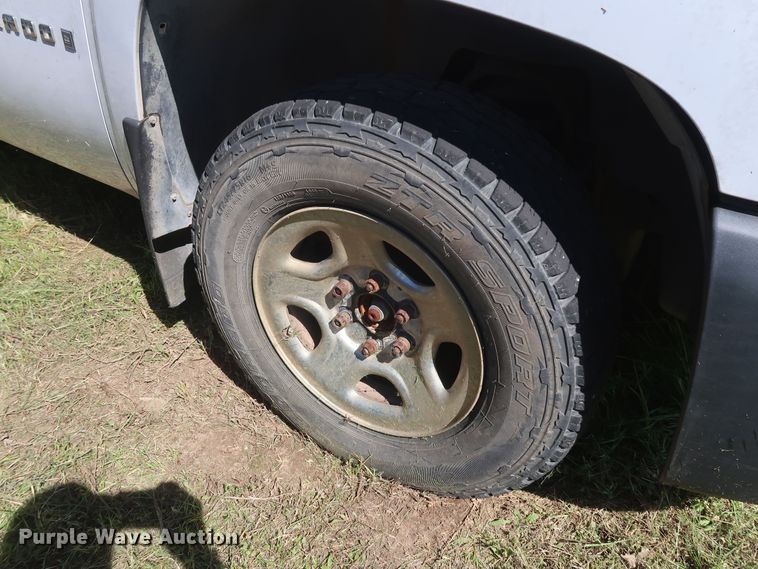 image for item GS9817 2007 Chevrolet Silverado 1500  Ext. Cab pickup truck