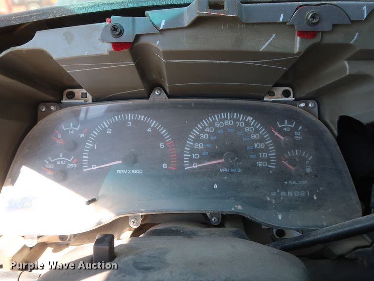 image for item GS9819 2000 Dodge Ram 1500  Club Cab pickup truck