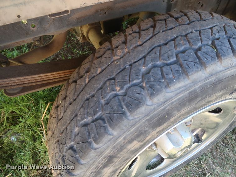 image for item GS9819 2000 Dodge Ram 1500  Club Cab pickup truck