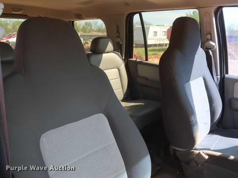 image for item GS9824 2005 Ford Expedition  SUV