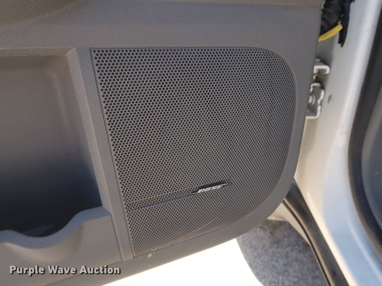 image for item GS9831 2011 Chevrolet Traverse  SUV