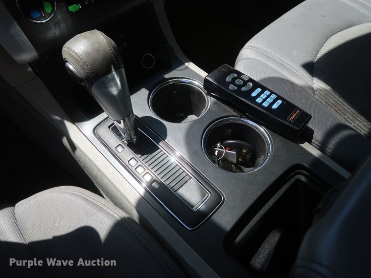 image for item GS9831 2011 Chevrolet Traverse  SUV