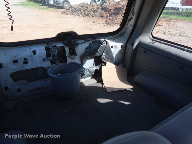 image for item GS9832 1999 Ford Explorer XLT  SUV