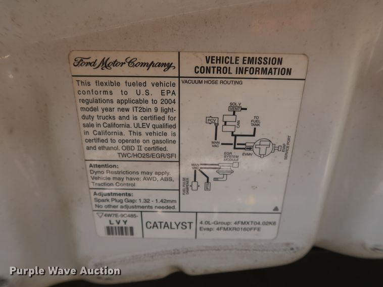 image for item GS9833 2004 Ford Explorer  SUV