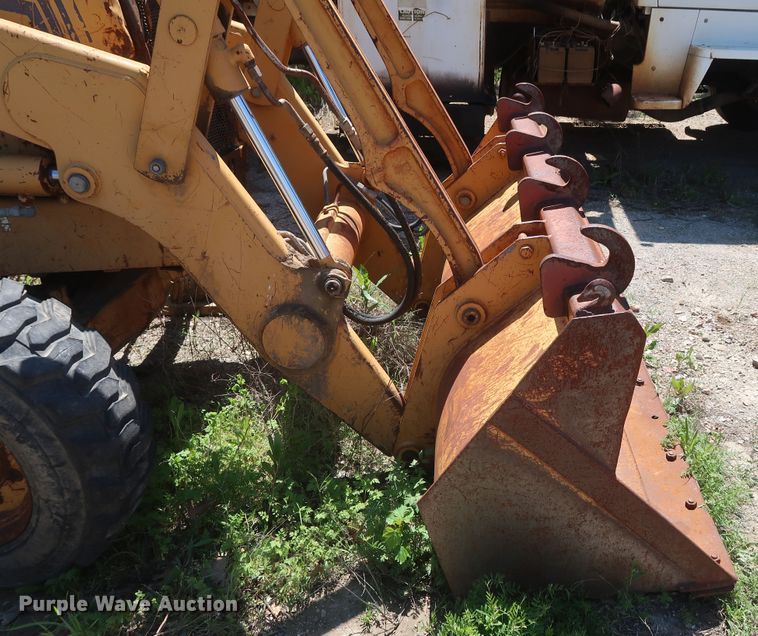 image for item GS9835 1995 Case 580 Super L  backhoe