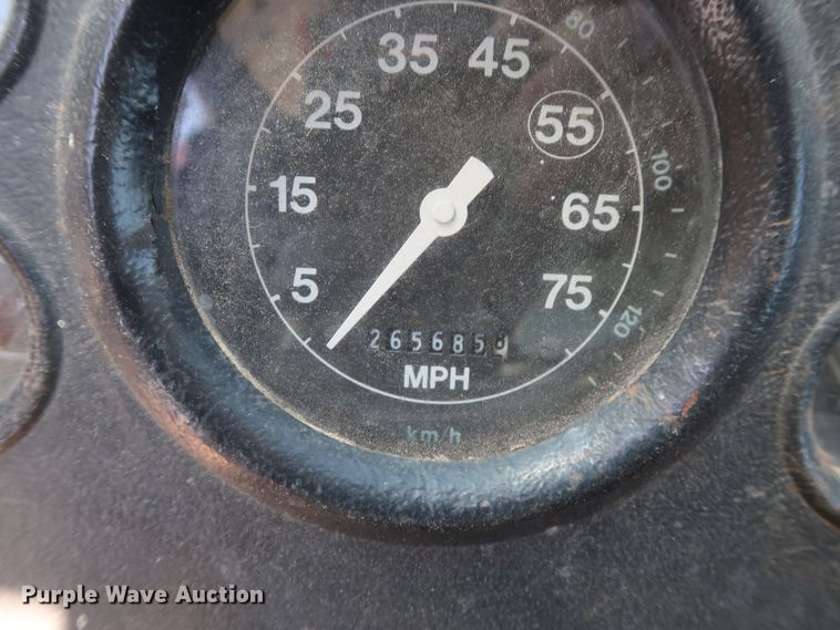 image for item GS9836 1996 Ford L8000 Impac refuse truck