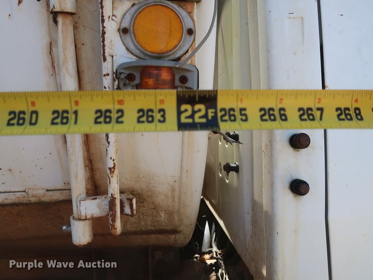 image for item GS9836 1996 Ford L8000 Impac refuse truck