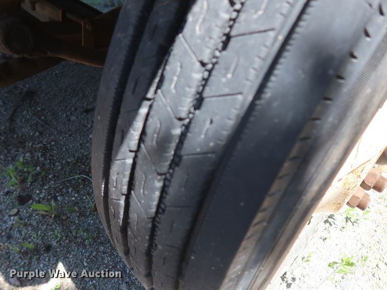 image for item GS9836 1996 Ford L8000 Impac refuse truck