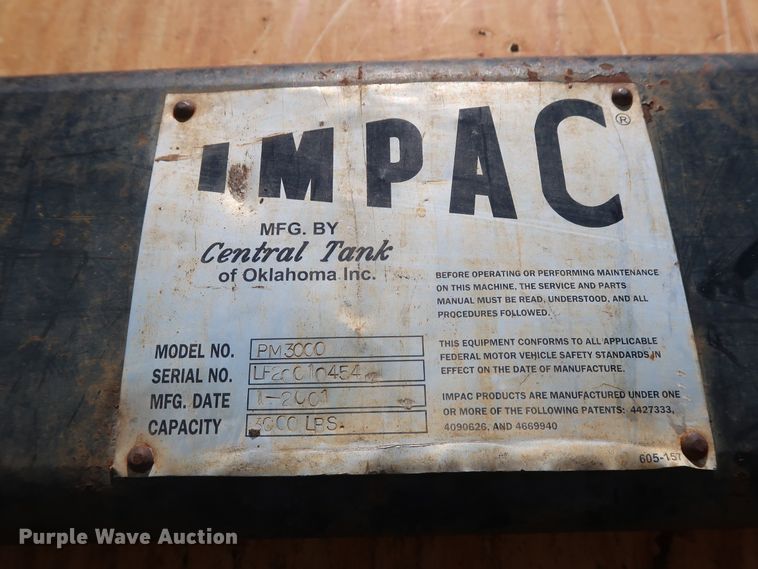 image for item GS9837 2001 International 4900 Impac refuse truck