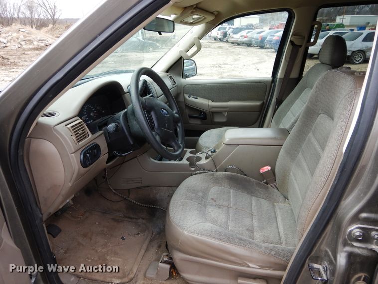 image for item GT9725 2003 Ford Explorer  SUV