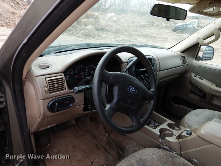 image for item GT9725 2003 Ford Explorer  SUV
