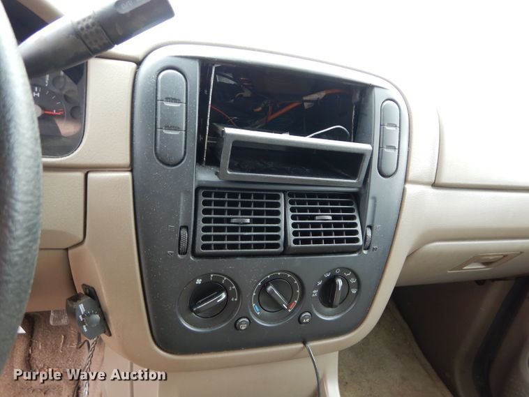 image for item GT9725 2003 Ford Explorer  SUV