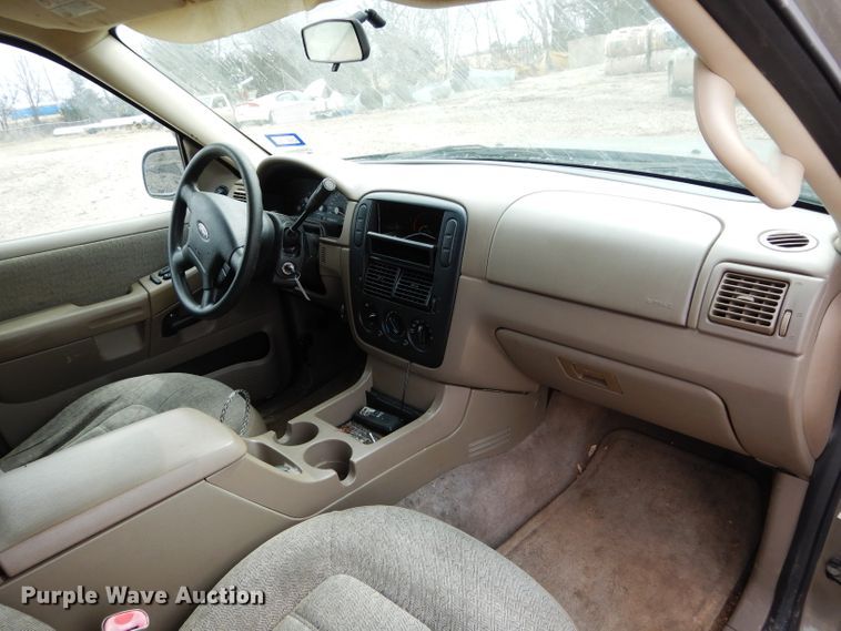 image for item GT9725 2003 Ford Explorer  SUV