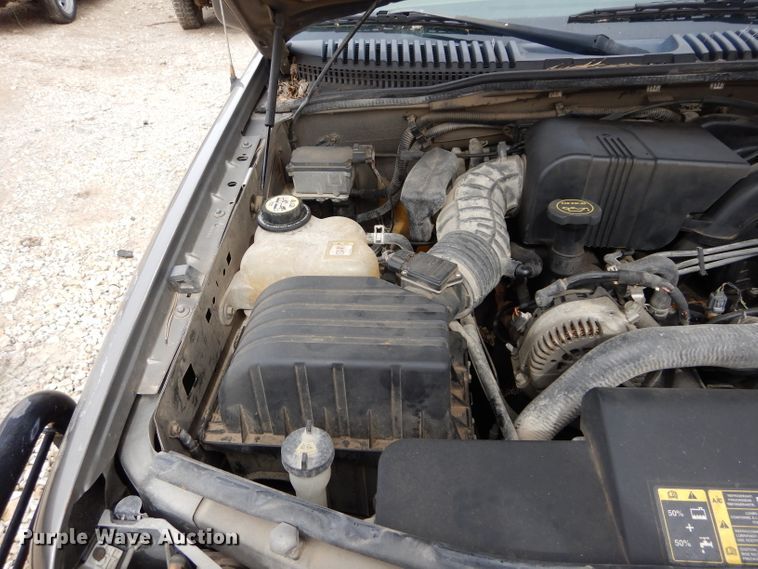 image for item GT9725 2003 Ford Explorer  SUV