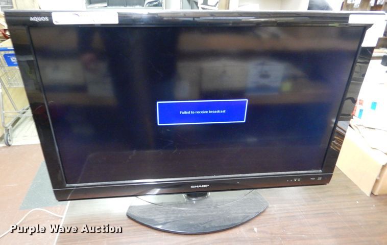 image for item GX9886 Sharp LC-40E67UN television