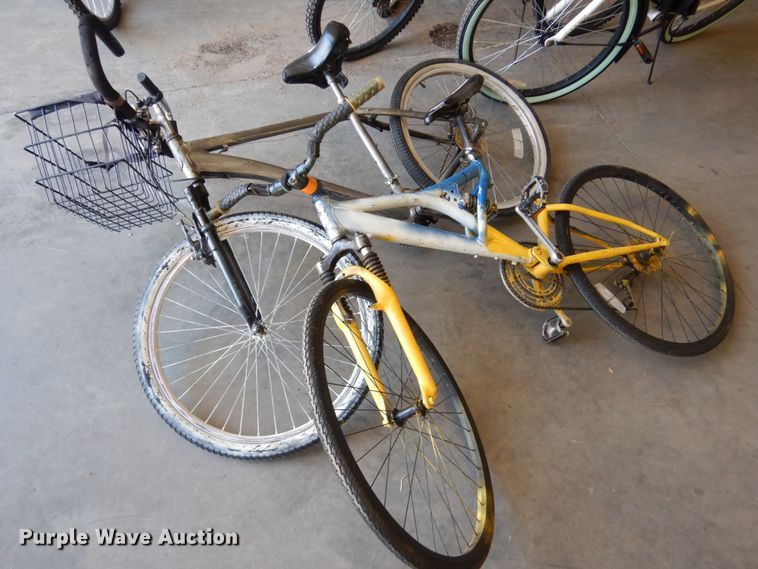 image for item GX9887 (21) bicycles