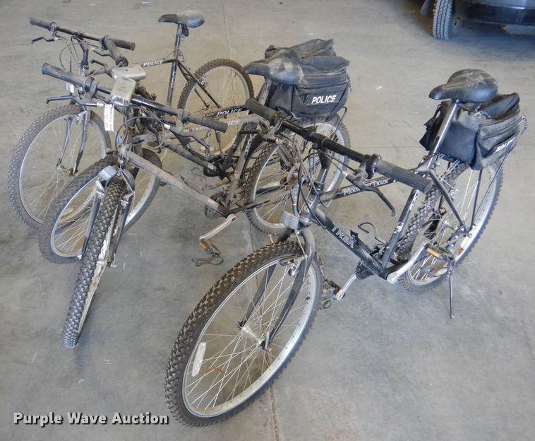 image for item GX9889 (4) Trek Mountain Track 800 police bicycles
