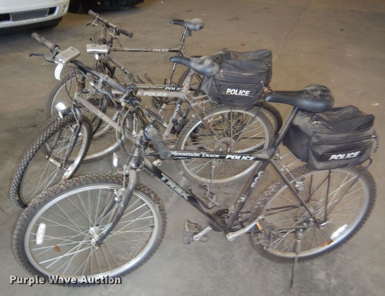 image for item GX9889 (4) Trek Mountain Track 800 police bicycles