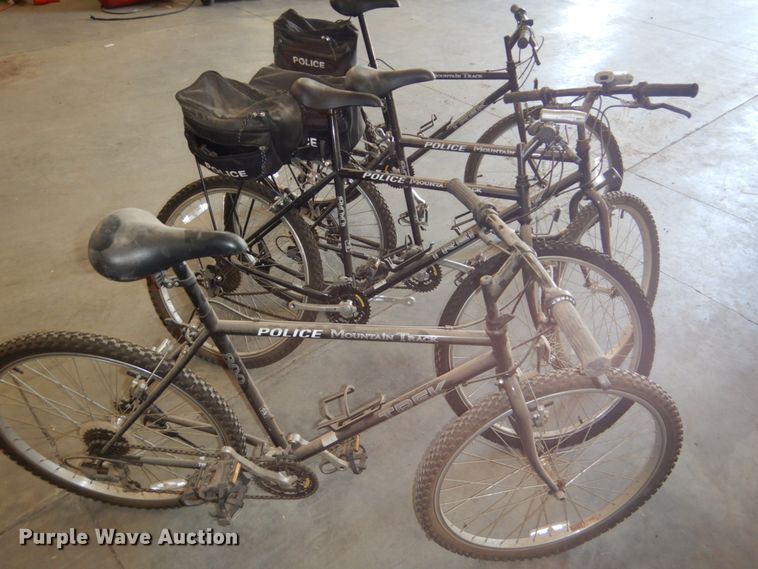 image for item GX9889 (4) Trek Mountain Track 800 police bicycles