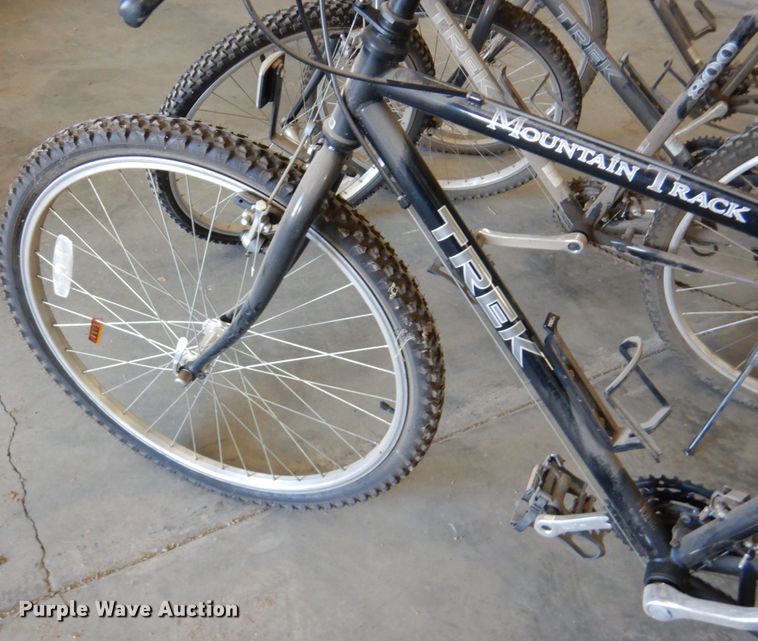 image for item GX9889 (4) Trek Mountain Track 800 police bicycles