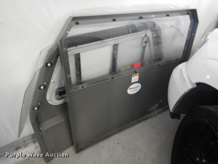 image for item GX9891 Automotive accessories