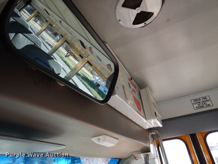 image for item GX9894 2001 GMC Savana G3500 Collins school bus