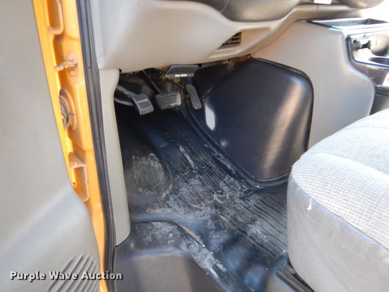 image for item GX9894 2001 GMC Savana G3500 Collins school bus