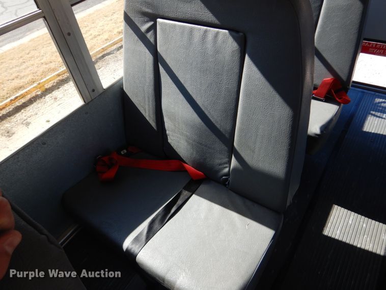 image for item GX9894 2001 GMC Savana G3500 Collins school bus