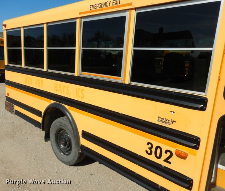 image for item GX9894 2001 GMC Savana G3500 Collins school bus