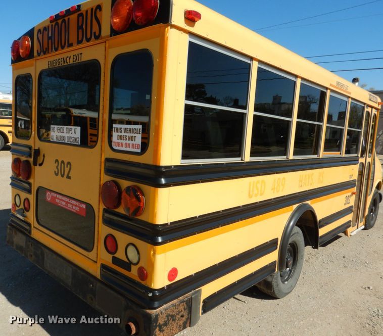 image for item GX9894 2001 GMC Savana G3500 Collins school bus